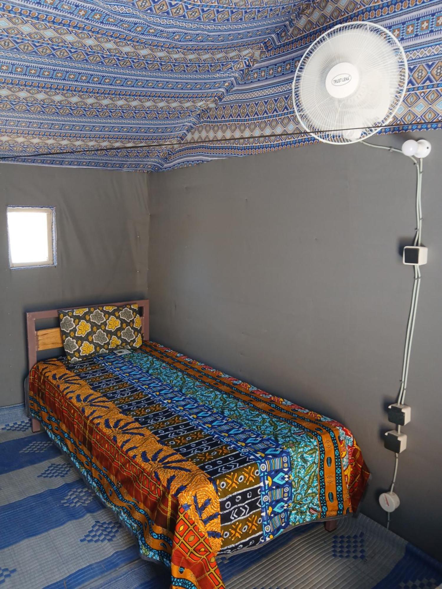 "Par 4 Chemins" - Atypical Stopover Nouakchott Exterior foto
